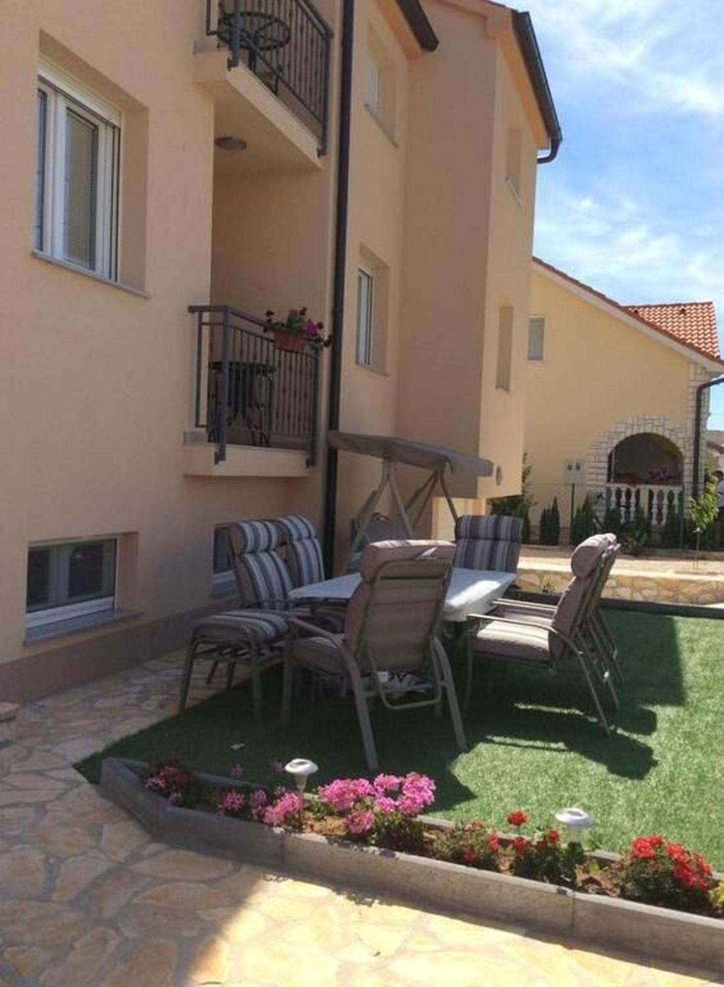 Apartments Lipovica Sukošan Dış mekan fotoğraf
